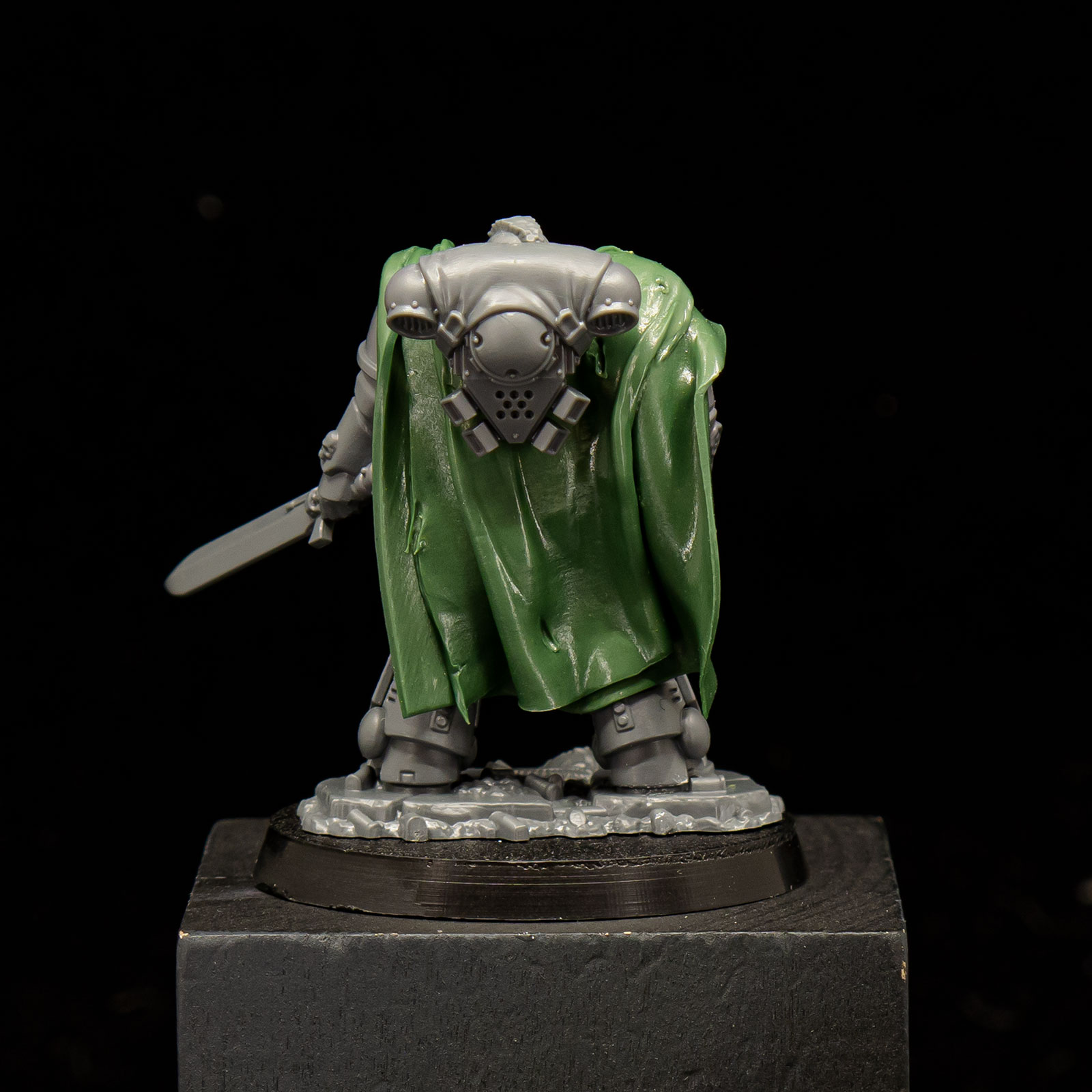 Lieutenant Cerrin of the Raptors 2nd Company » The Mighty Brush